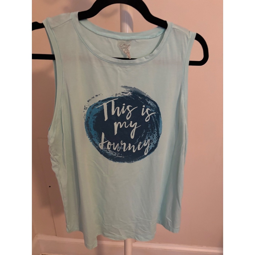 Calia by Carrie Underwood This is my Journey tank size large